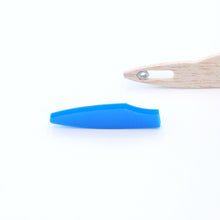 Load image into Gallery viewer, Balsa-Wurfgleiter Mini-Scout
Mini-Scout Balsagleiter
Wurfgleiter Balsa Holz
Modellflugzeug Mini-Scout
Flugmodell Mini-Scout
Modellbau für Anfänger
Bastelset für Kinder
Technikunterricht Flugmodell
Einsteiger Wurfgleiter
Schulprojekt Modellbau
Modellflugzeug für Schüler
Bastelprojekt Grundschule
Anfängerflugmodell aus Balsa