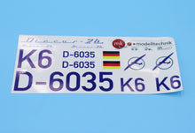 Laden Sie das Bild in den Galerie-Viewer, Mini Discus 2c Wurfgleiter Best.-Nr. 4216 – hochwertiger und stabiler Wurfgleiter für Anfänger und Fortgeschrittene. Perfekt für den Einstieg in den Modellflug, leicht zu werfen und gut steuerbar. Ideal für Freizeitspaß im Freien, bietet eine hervorragende Flugperformance und lange Flugzeiten. Kompakte Größe, robustes Design und einfaches Handling machen den Mini Discus 2c zum perfekten Modellflugzeug für Einsteiger und Modellflugbegeisterte. Perfekt für Kinder, Jugendliche und Erwachsene, die den Flugspaß