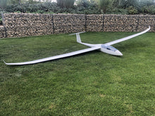 Load image into Gallery viewer, Duo Discus RC glider
Duo Discus carbon sailplane
RC glider 4.44m
scale RC sailplane
carbon fiber RC glider
high performance RC glider
giant scale RC glider
thermal glider RC
aerobatic RC sailplane
RC glider model
Duo Discus Carbon 4.44m
4.44m wingspan RC sailplane
white painted RC glider
carbon fiber scale sailplane
high performance thermal glider
giant scale RC glider aircraft
premium RC glider model
lightweight carbon sailplane
electric assisted RC glider
scale Duo Discus aircraft model
RC soaring
thermal