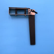 Laden Sie das Bild in den Galerie-Viewer, Tiburón Rennboot (Baukastenversion), Best.-Nr. 2145. Detaillierter Bausatz für ein leistungsstarkes RC-Modellboot. Jetzt online bestellen und dein Traumboot bauen! Hochwertiger Bausatz für ein schnelles Rennboot
Detailliertes Design für beste Performance auf dem Wasser
Individueller Aufbau für maximale Kreativität