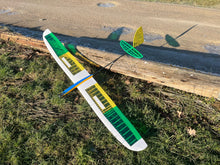 Load image into Gallery viewer, RES Segelflugmodell
Elektrosegler 2 Meter
Modellflugzeug Holzbauweise
Thermiksegler
Segler für Hangflug
Modellsegler Anfänger
RC Segler 2m
Modellflug Elektro
RC Flugmodell Holz
RES Wettbewerb
Segelflugmodell mit E-Motor