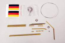 Laden Sie das Bild in den Galerie-Viewer, Feuerlöschboot Florian 1 Best.-Nr. 2140 – Hochwertiges Modell eines Feuerlöschbootes im Detail, perfekt für Modellbau-Enthusiasten und Sammler. Das Florian 1 Modell besticht durch präzise Nachbildung und funktionierende Details wie bewegliche Wasserwerfer. Ideal für den Einsatz im Modellbau und als Display-Modell. Perfekt für alle, die ein realitätsnahes und funktionelles Feuerlöschboot suchen. Besonders gut geeignet für RC-Modellbau und Feuerwehr-Fans. Robust und langlebig, ideal für Freizeit und Sammlunge