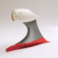 Load image into Gallery viewer, Pylon silber-rot (verklebt) für Modell AMIGO II,III,IV,V Best.-Nr. 9541.37 Graupner Modellbau