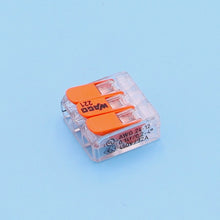 Load image into Gallery viewer, Batteriebox mit Schalter inkl. 4x AAA Batterien Best-Nr.343 SG Modellbau Stefan Graupner
